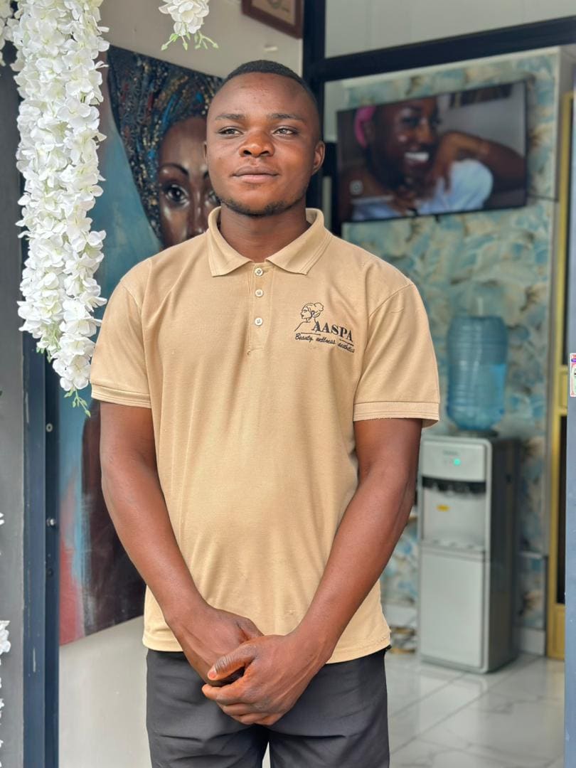 Timothy — Lash Tech